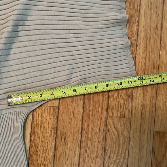 Joseph A brand sweater - Picture 7 of 8